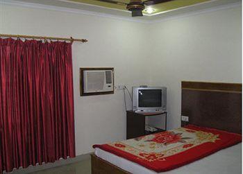 Ajay International Agra (Uttar Pradesh)