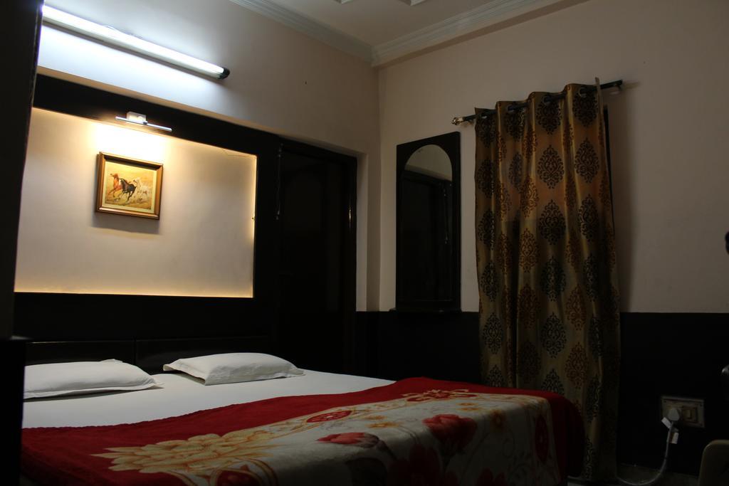Hotel Ajay International
