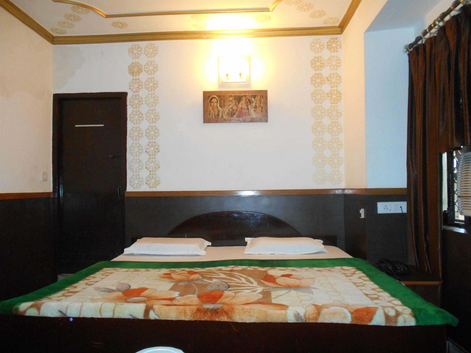 Hotel Ajay International Agra (Uttar Pradesh)